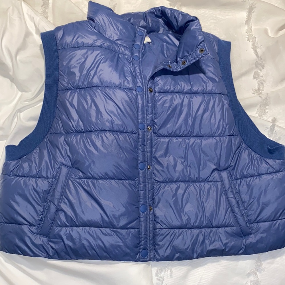 Aerie Offline Cropped Vest